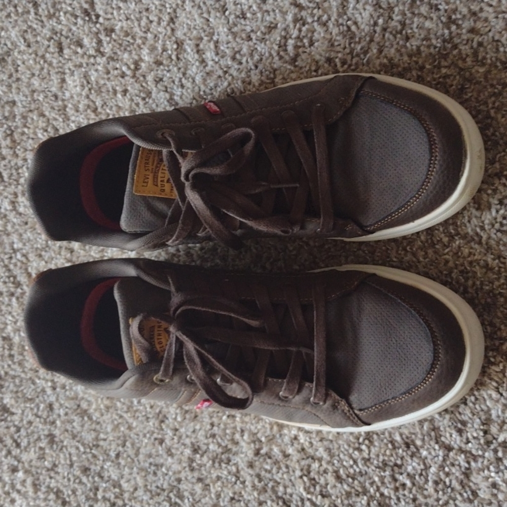 Levi's shoes